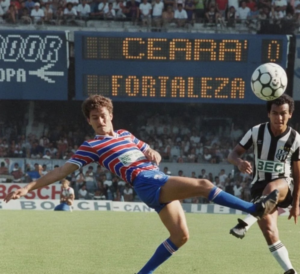 Noite de Copa tweet media