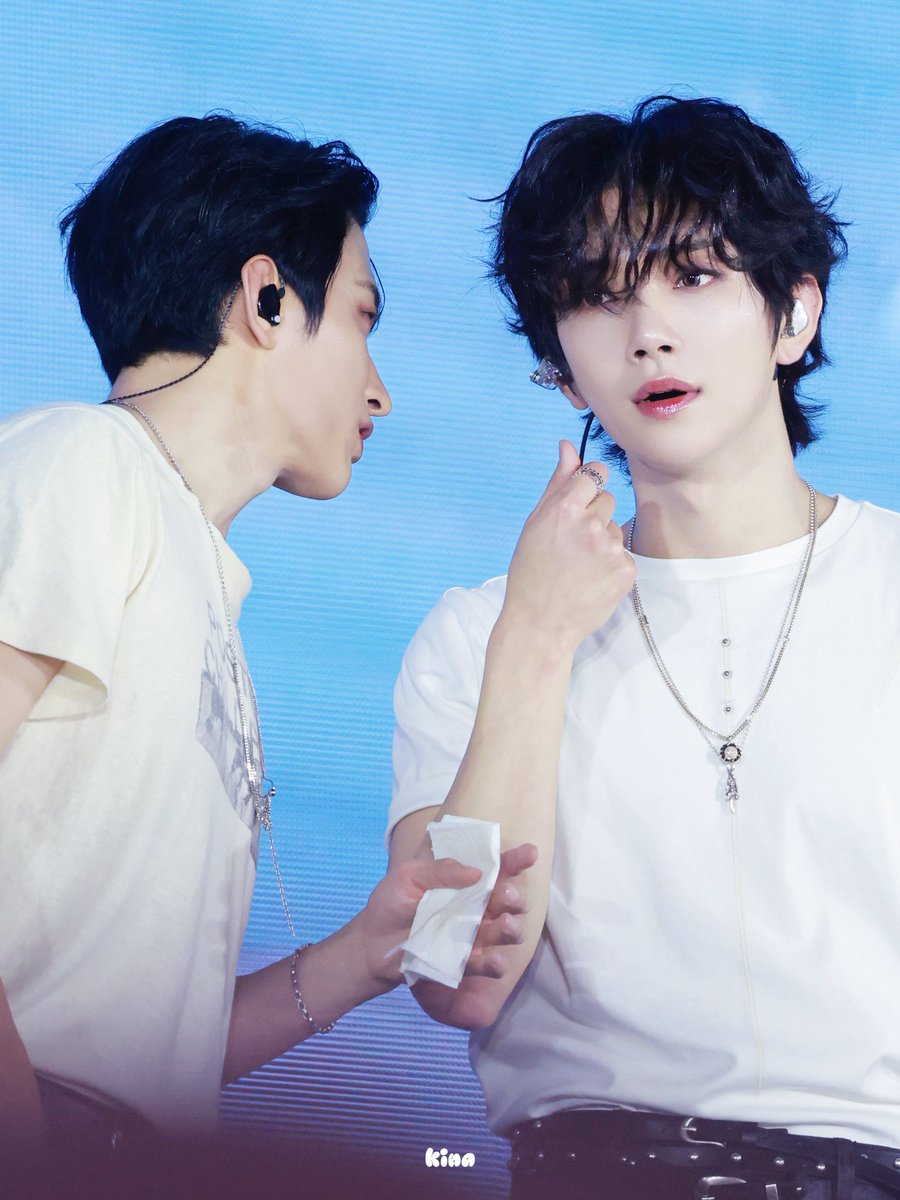 kinakina tweet media