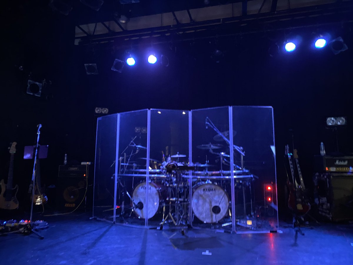 くどはるさん、お誕生日おめでとうございます！
今年もくどはるさんの活動を応援していきます。
これからのKDHRのEPやイベントやライブも楽しみにしています！
今回日本に来る前にグッズの写真を撮るのを忘れてしまいました
すみません！

#工藤晴香生誕祭2026
#工藤晴香誕生祭2026
#KDHR
#工藤晴香