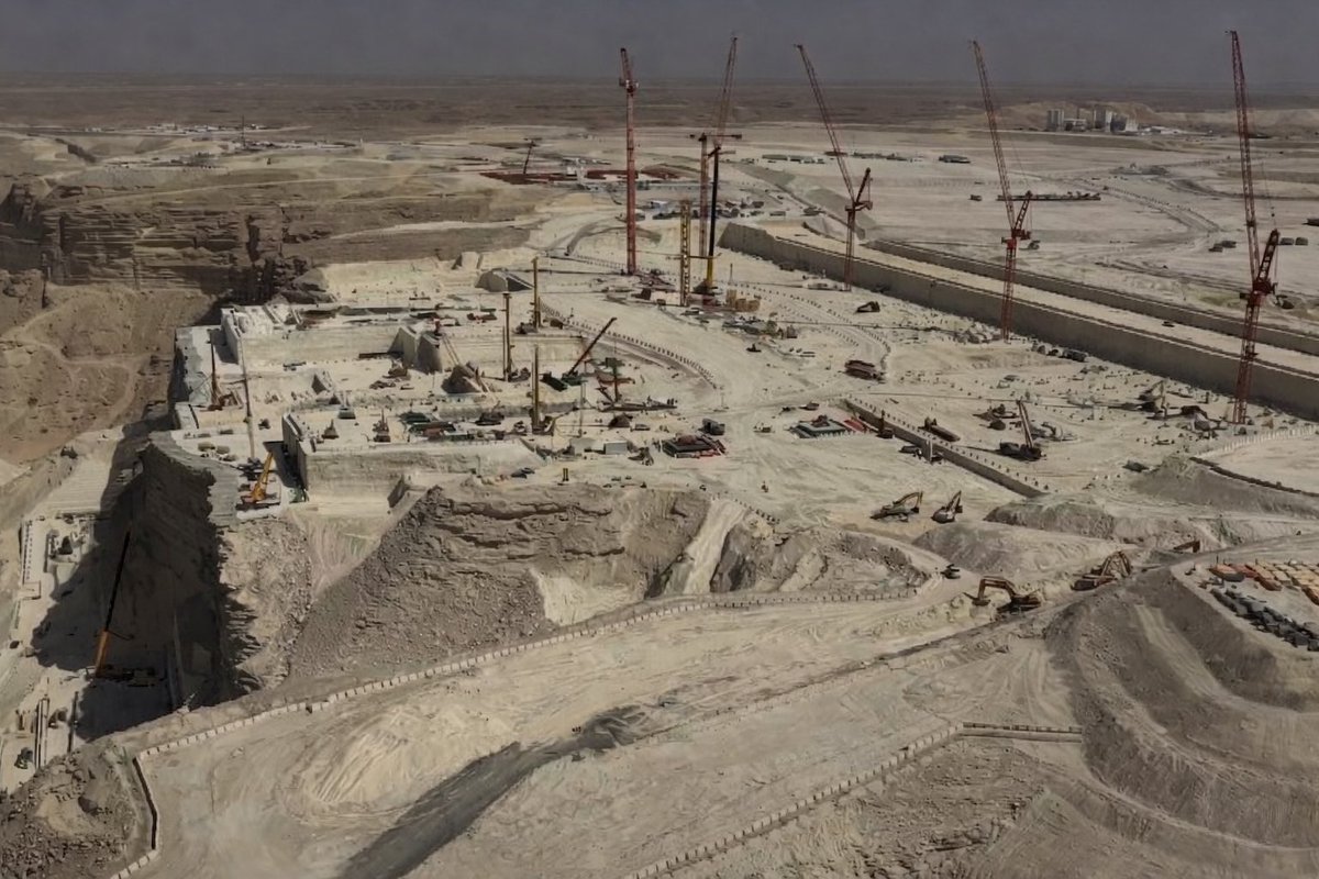 ‏First Line tweet media