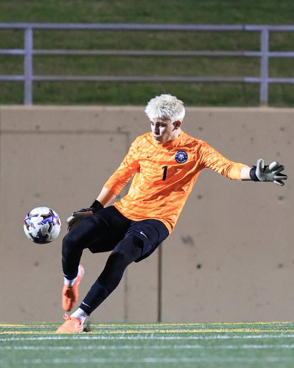 Max Pocsik tweet media