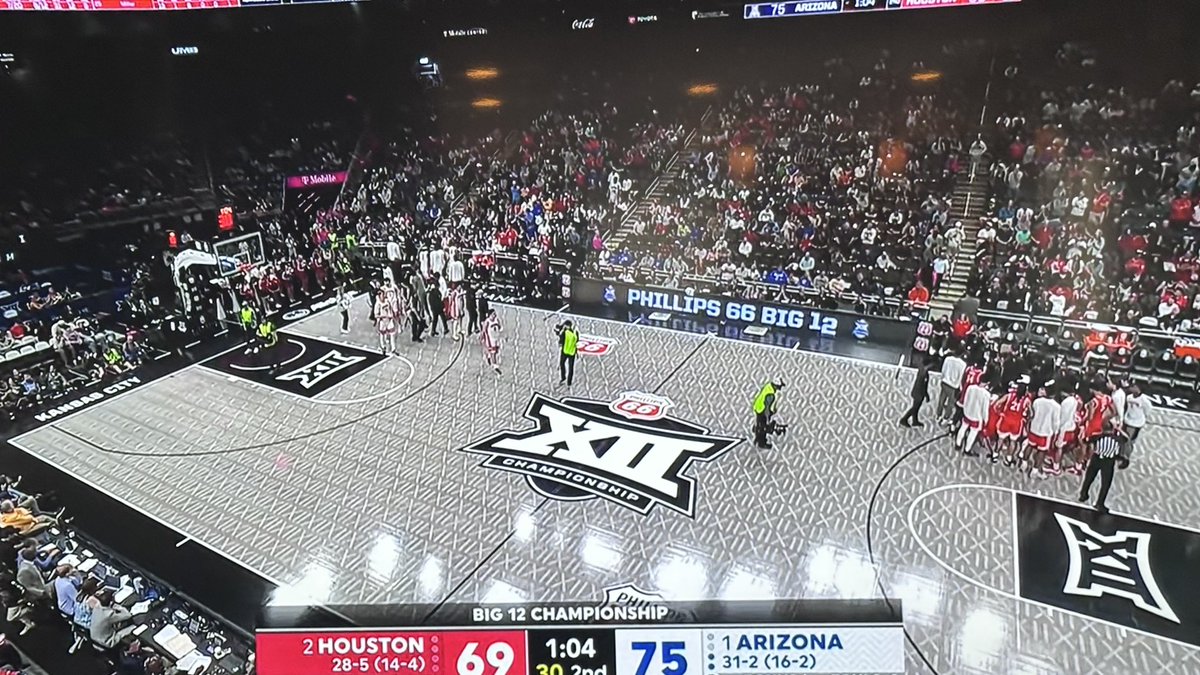 Hey <a href="/Big12Conference/">Big 12 Conference</a> Next year, can you please ditch the monochromatic basketball floor? I get that black is cool. But it reflects the opposite of what your conference is. It’s not dead. It’s full of life.