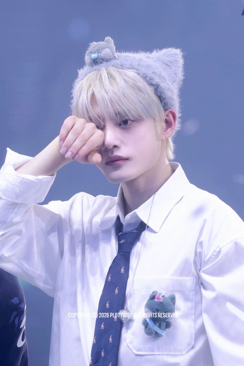 Plo𝒕𝒕wist tweet media