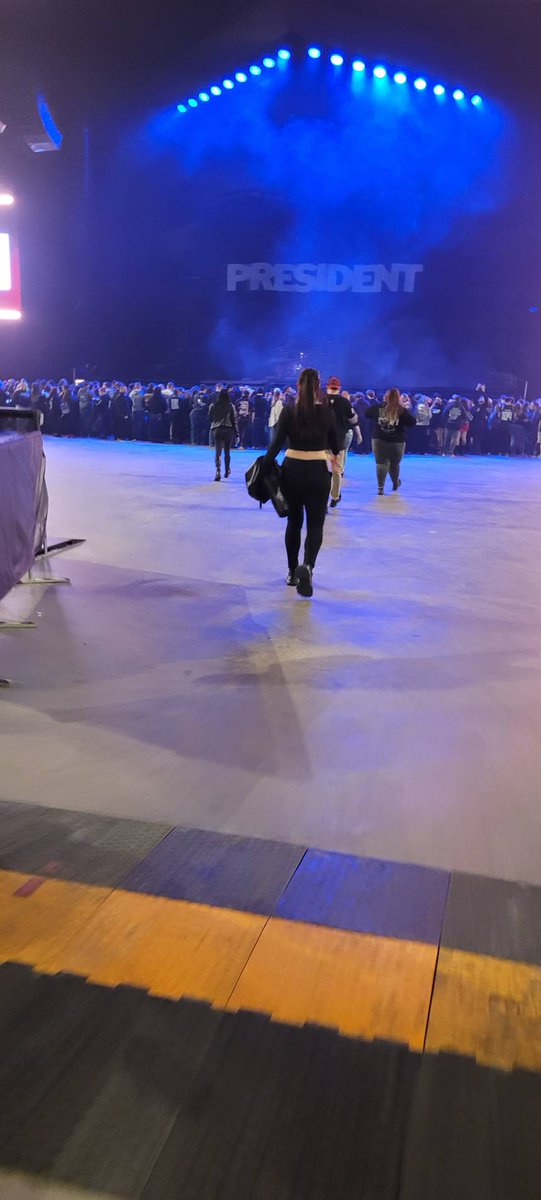 saekob90's tweet photo. Best night ever! https://t.co/v0X37f8GQ5