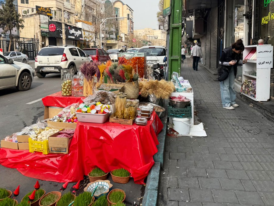 LivinginTehran's tweet photo. Five days to #Nowruz. https://t.co/HO5l2VFpA0