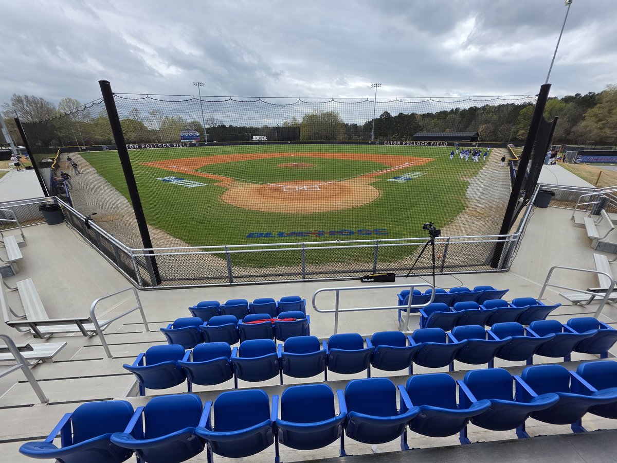 schrayguy's tweet image. We've got college baseball on tap. The Bulldogs are in Clinton.

⚾️ UNCA Bulldogs
🆚️ Presby Blue Hose
🎙 @Schrayguy
🎙 Aiden Pender
🕖 1:00pm Start
🎥 bit.ly/4bqMA9Uq0
📍 Clinton, S.C.

Join us live now on ESPN for baseball. We'll have a blast.

#Baseball #Broadcast