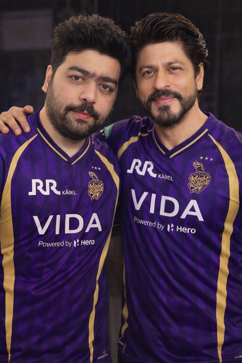 am_farhan's tweet photo. How does this AI photo look, SRK bhaiya? 😊  
Ready for the new season! 💜  @iamsrk 

#KKR #AyzalGlobal #KorboLorboJeetbo https://t.co/UZuFxYdawq