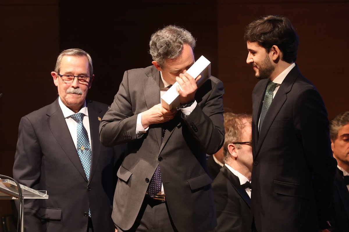 Semana Santa TV tweet media