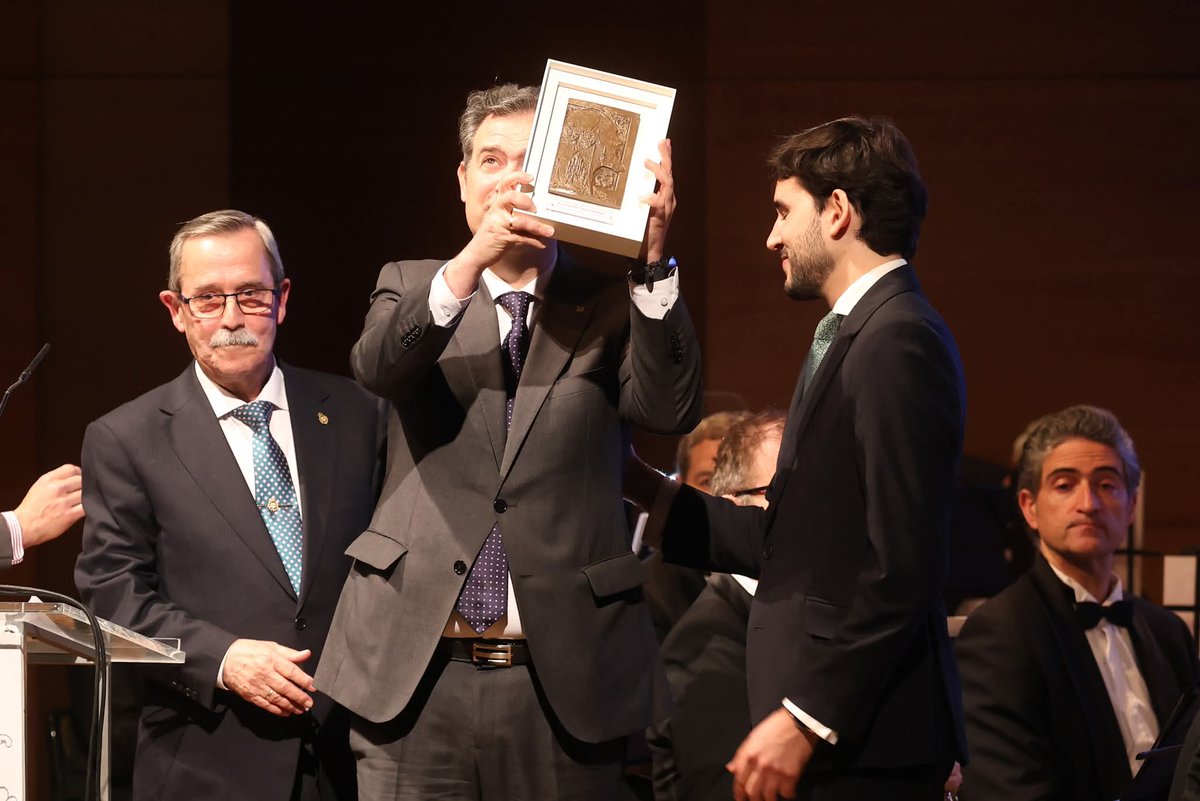 Semana Santa TV tweet media