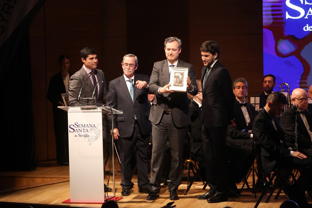 Semana Santa TV tweet media