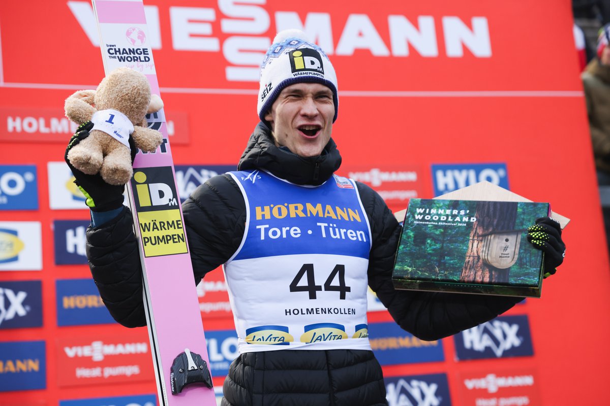 Viessmann FIS Ski Jumping World Cup tweet media