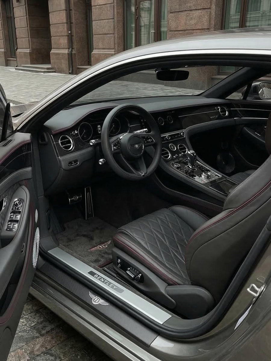 COMPETITION tweet media