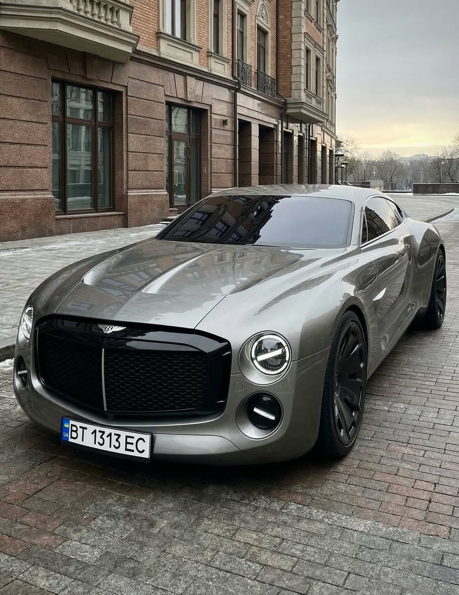 COMPETITION tweet media