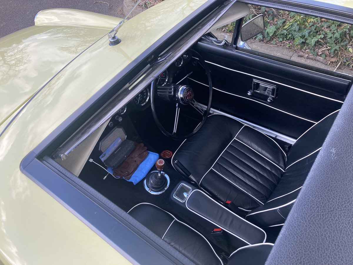 classiccarguru1's tweet image. A thread of pictures from this mornings #ClassicCar meet at #BotleighGrange