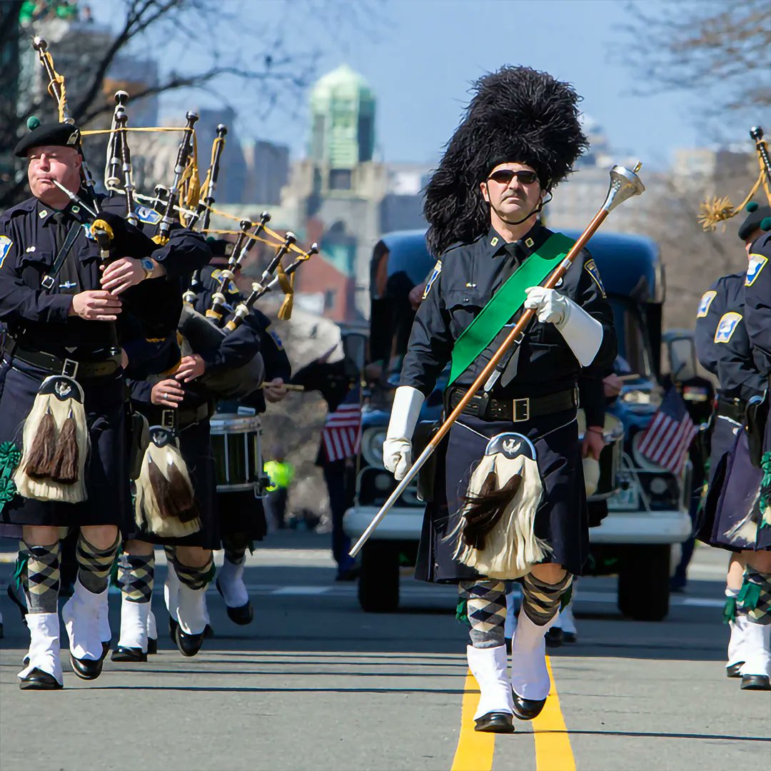 TheBostonIrish's tweet photo. Happening now, Sunday, March 15! Two great #StPatricksDayParades in #SouthBoston + #Worcester you don't want to miss! #stpatricksday #irishboston
https://t.co/d6nP37oMLJ #meetboston
https://t.co/DPFCAde270 https://t.co/DPuE2LZjw7