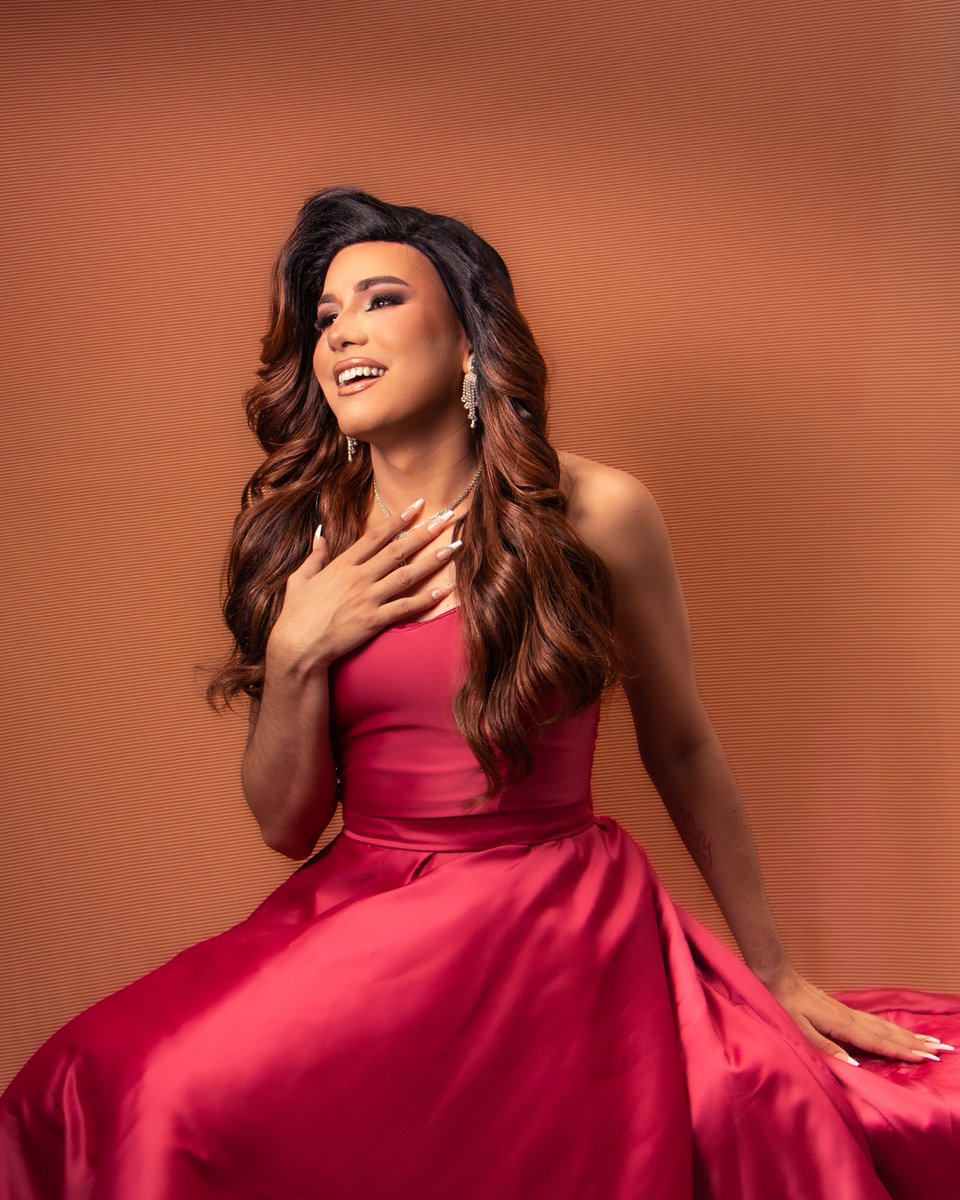 Aura The Only tweet media