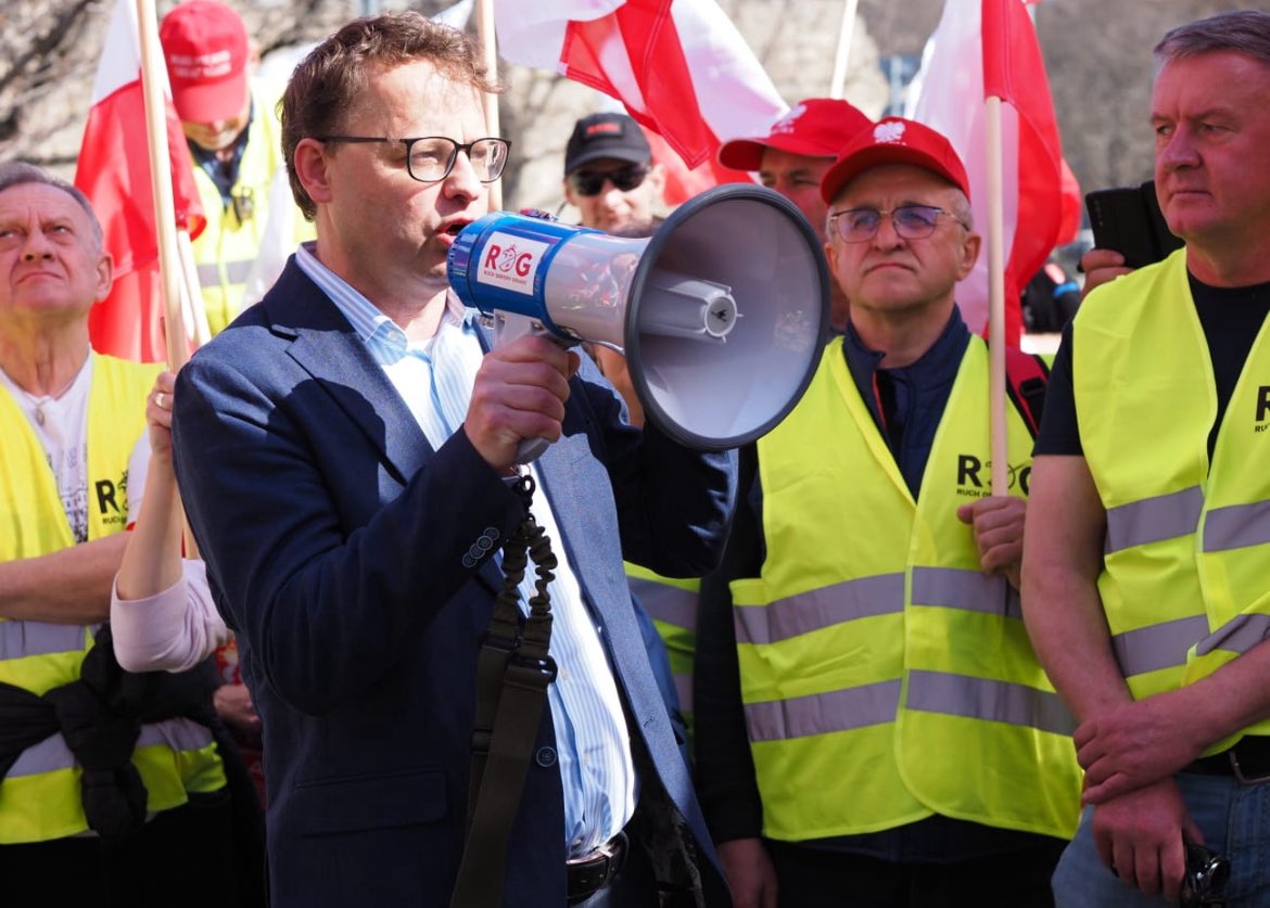 Marcin Romanowski tweet media