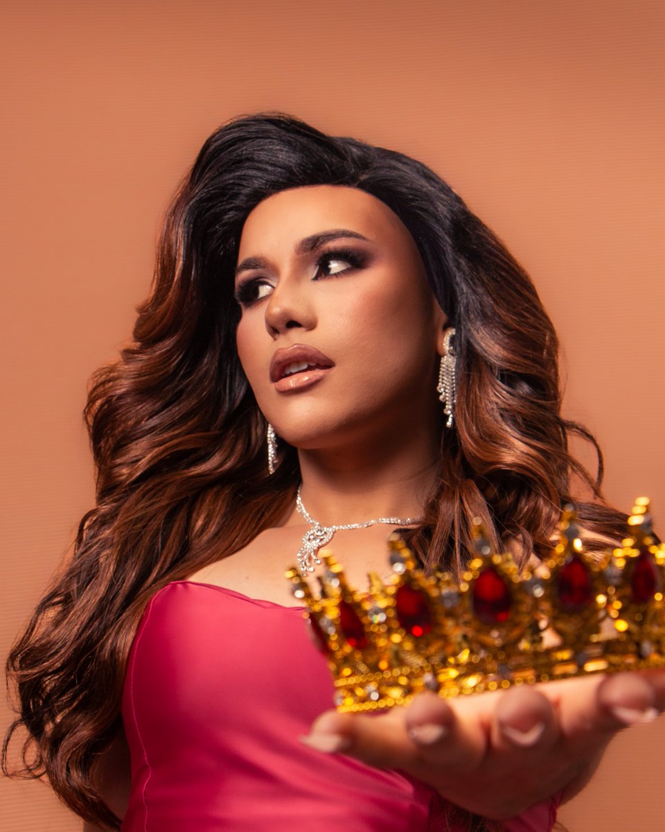 Aura The Only tweet media