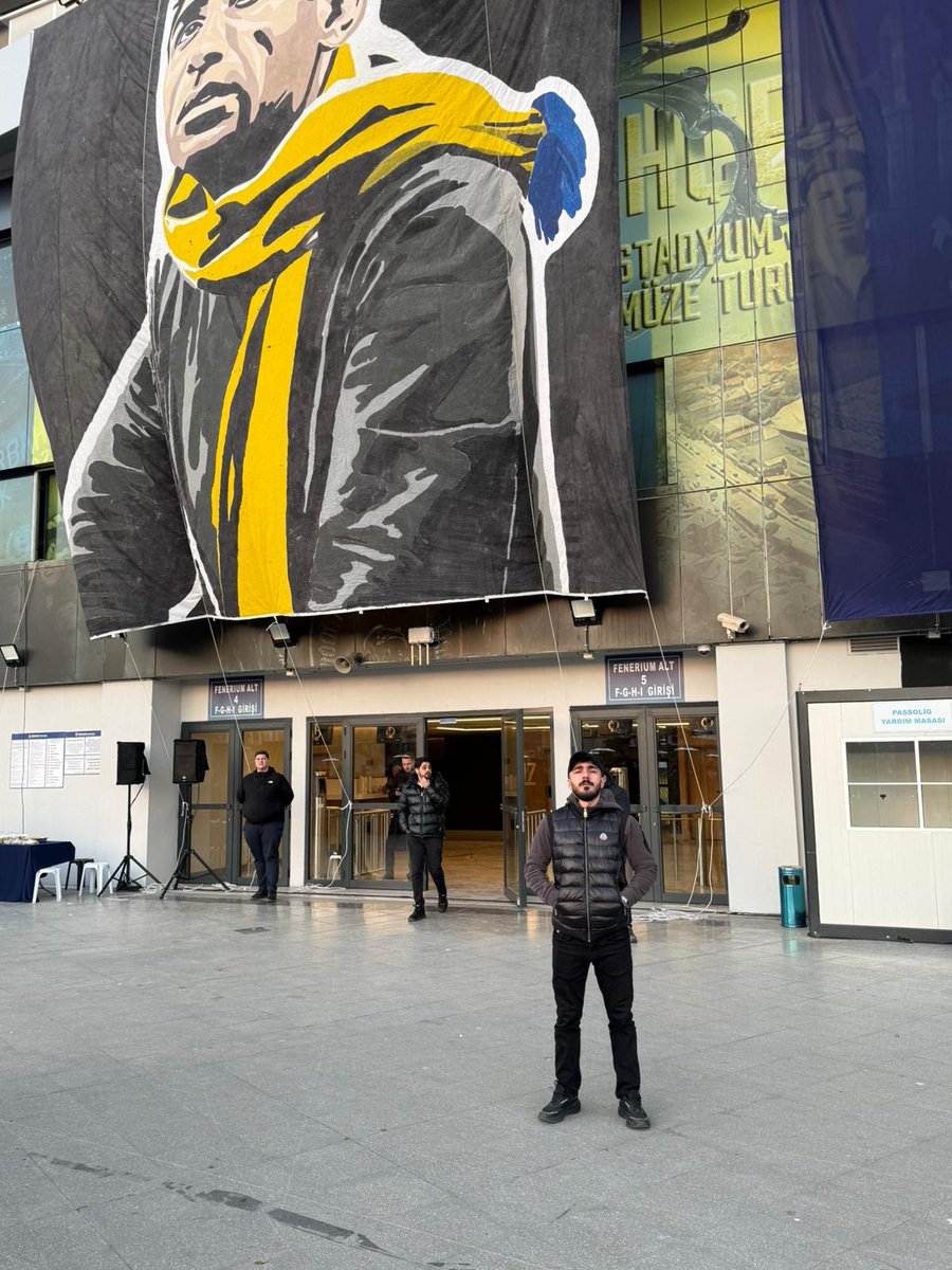 Onur Övünç tweet media