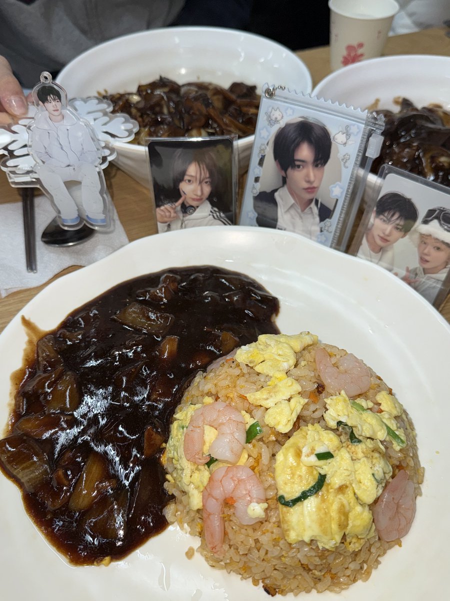 냥이 tweet media
