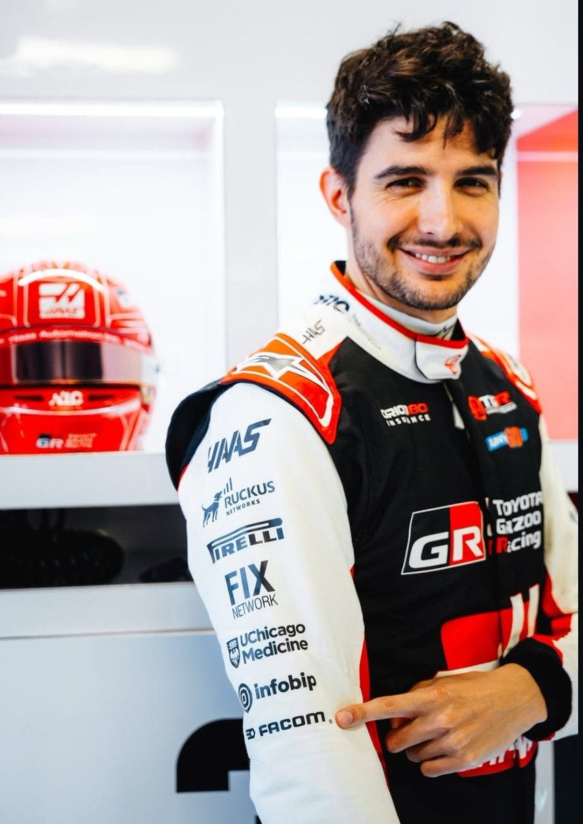 ysaurralde75116's tweet image. Un ejemplo la actitud de Ocon fuera de la pista después de los comentarios negativos que recibió en redes sociales. el Francés muy lejos de salir a hacerse la víctima o tratar de ineptos a los Argentinos fue y se disculpo con Franco en persona y redes sociales.
Entendió todo.