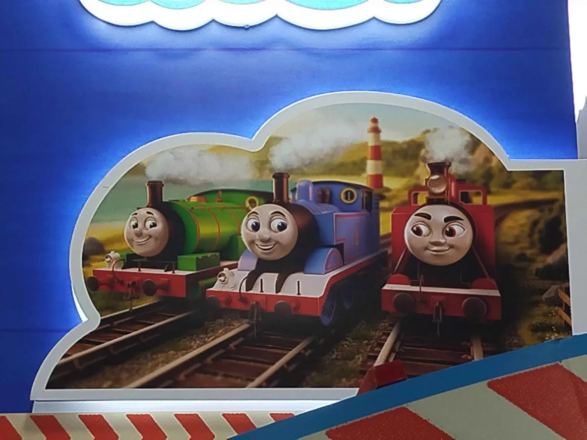 LinezBag tweet media