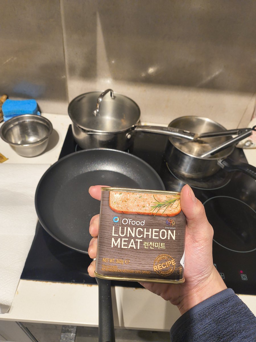 BaconPug tweet media