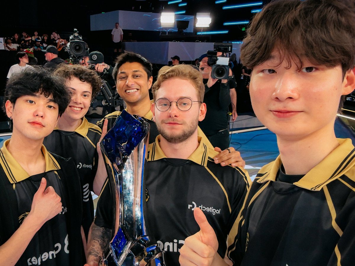 Logitech G esports tweet media