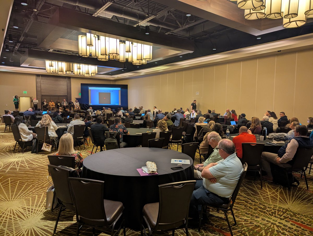 Latinos for Education tweet media