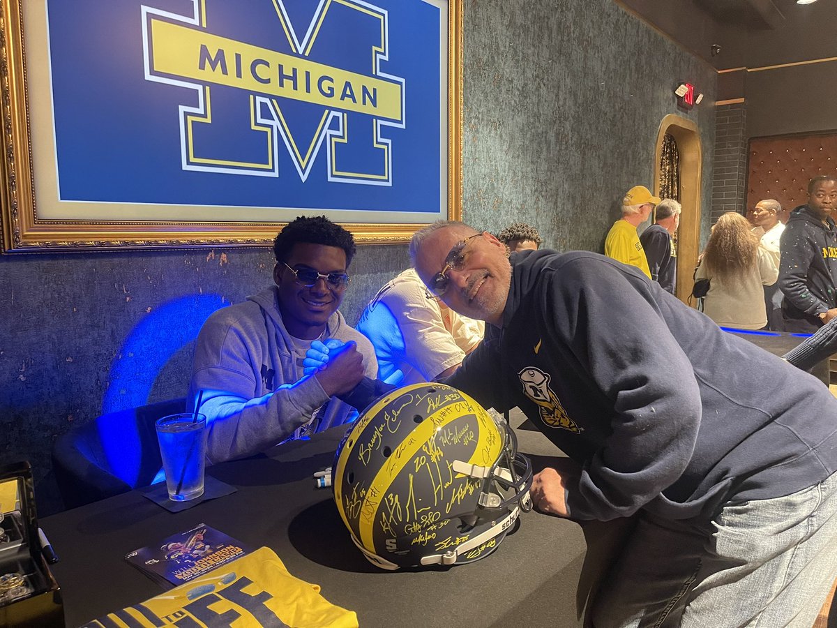 🫡 Will Johnson appreciation post. 〽️💙

#GoBlue