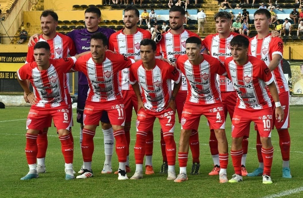 hugobasilico's tweet photo. #CATalleres #RemediosDeEscalada #PrimeraB #Albirrojos #Rojo @ClubTalleresOk @FrecAlbirroja @revistaascenso https://t.co/wbUeAThyTF