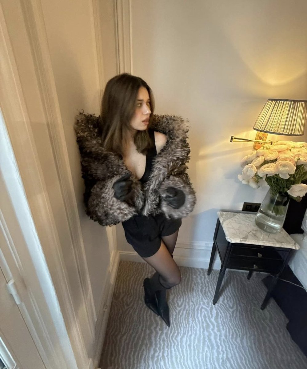 Dios mío, por qué pusiste a Afra en mi camino si no podré casarme con ella??😭😭
#AfraSaraçoğlu