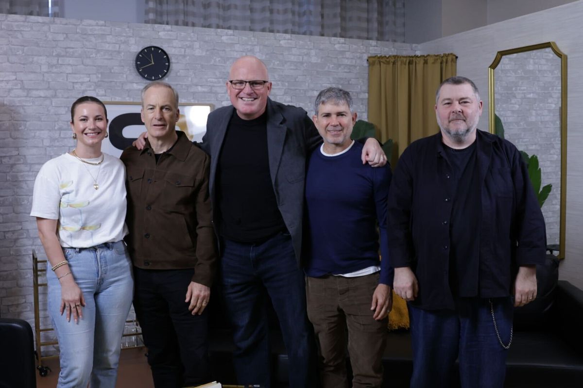 screenrant's tweet image. #Normal's Bob Odenkirk, Derek Kolstad, Ben Wheatley, and Marc Provissiero explain why their movie's title is actually rather ironic while at ScreenRant’s @sxsw suite!

Follow all our #SXSW2026 updates here: screenrant.com/tag/sxsw/