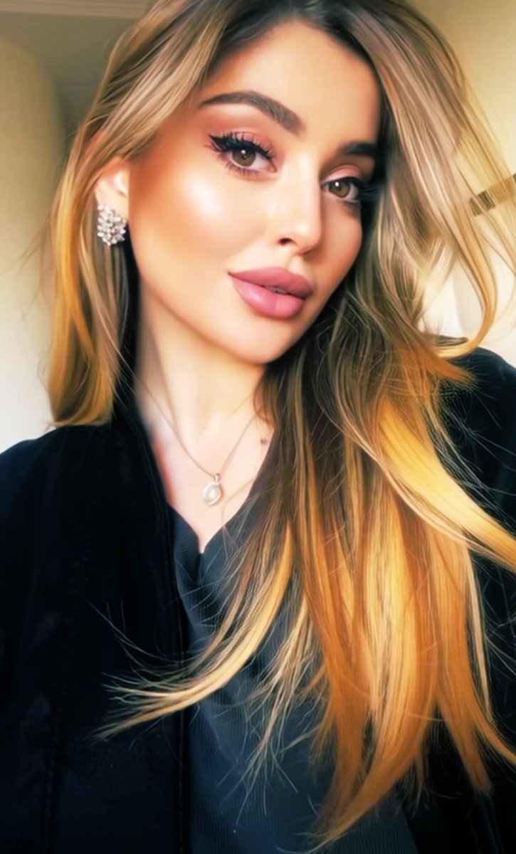 Hasnapirg's tweet photo. Bonjour 💘🫶🏻🫶🏻🫶🏻🫶🏻
تمنى نهاركم يكون زوين بحال قلوبكم 🤍🖤
#Ramadan 🤍🤍🤍 #Hasna https://t.co/ixPaHEoF4r