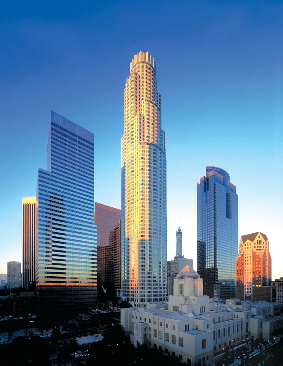 jvgraz's tweet photo. And Lucky Larry Silverstein just bought the US Bank Tower in Los Angeles. https://t.co/nZ5FlpUU70