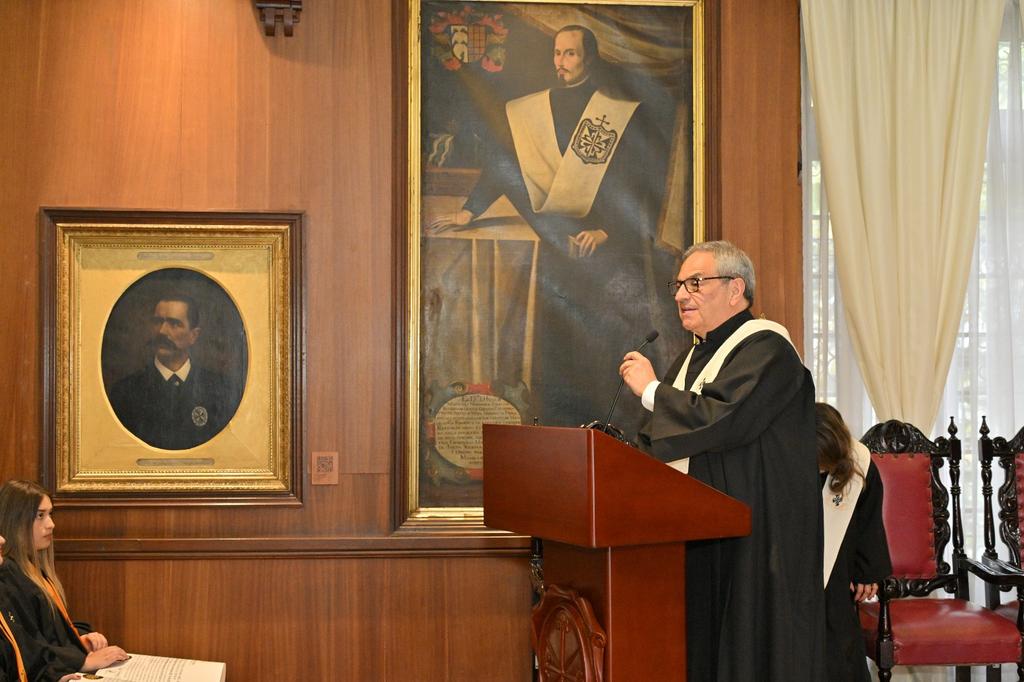 Escuela Superior de Guerra Colombia tweet media