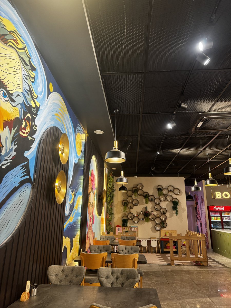 Anlar anılara dönüşecek
Anını sev….🤍