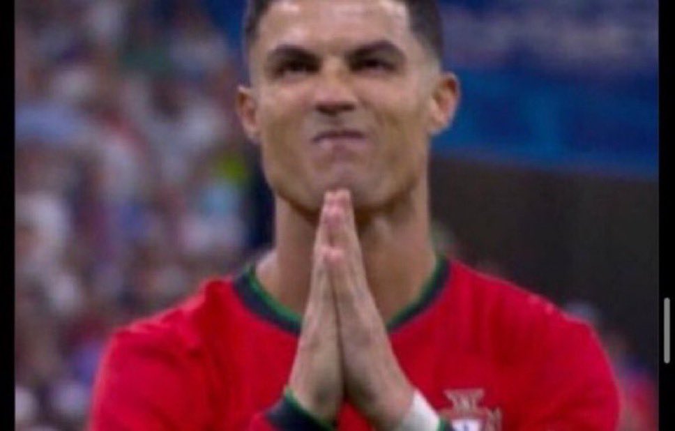 If your team no dey top 3 you go raise another man pikin 🙏