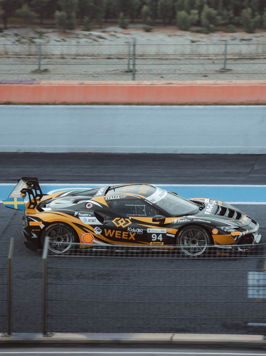 Carl Moon 🌙 tweet media