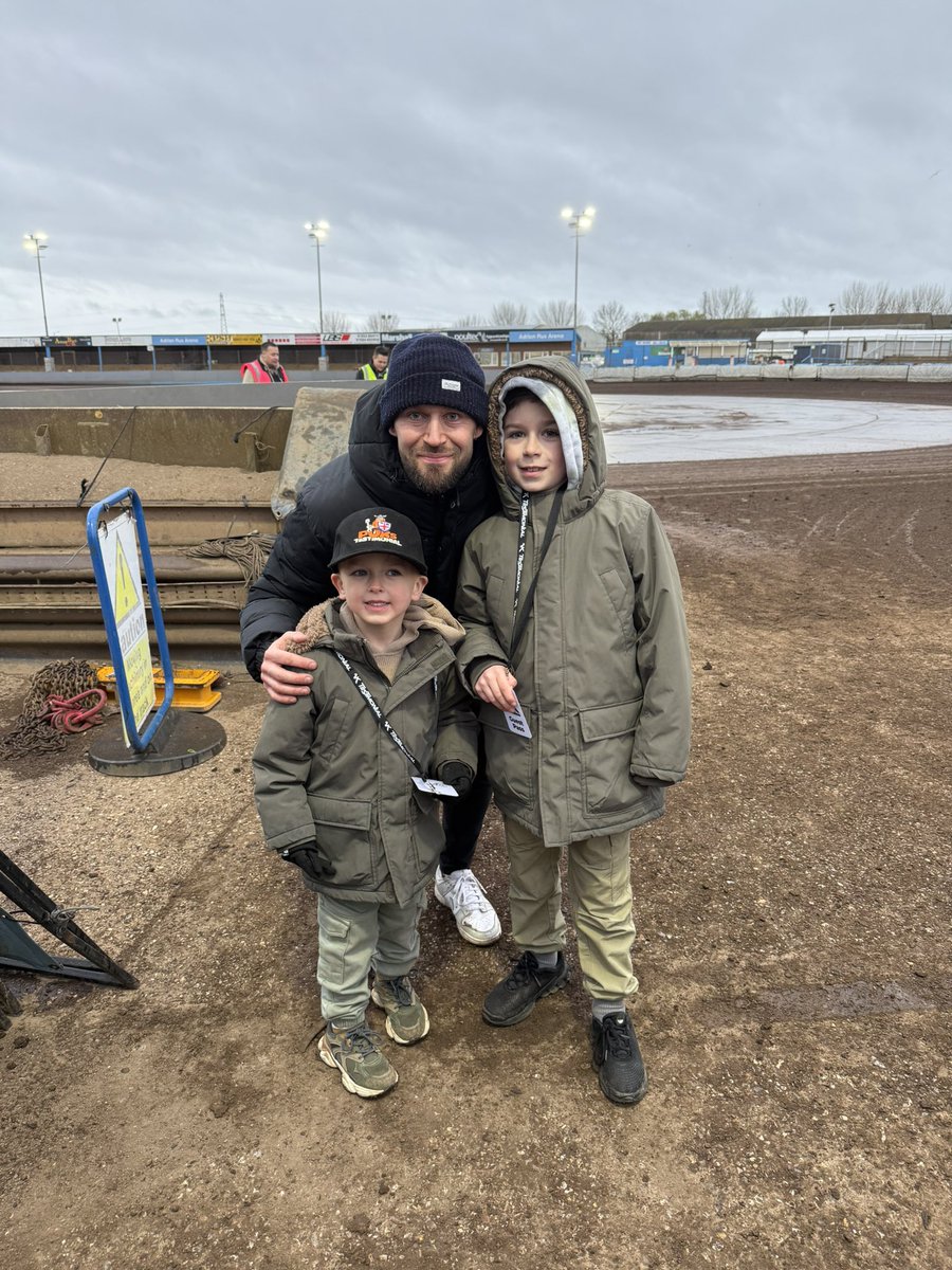 Gavin Caney tweet media