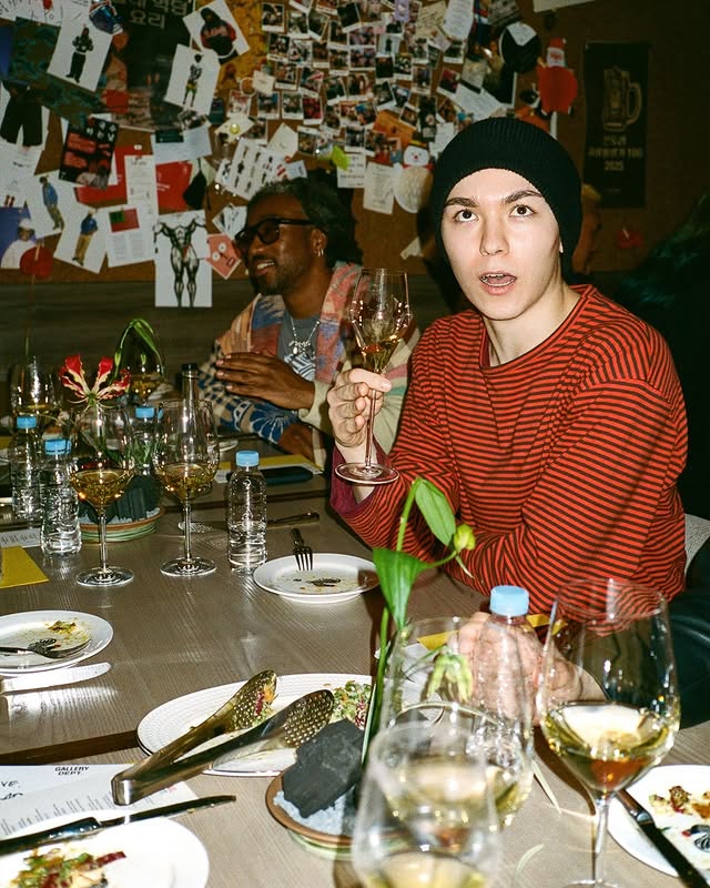 seventinho_br's tweet photo. [📸 15.03.26] – gallerydepartment atualizou com o Vernon em seu IG! https://t.co/zWWWzWJO6j