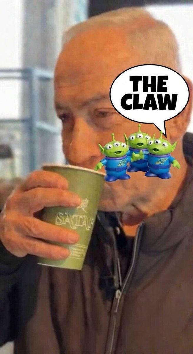 6 fingered bibi went viral now it’s clawed bibi on the loose… 

What a crazy world we live in 

#iranwar