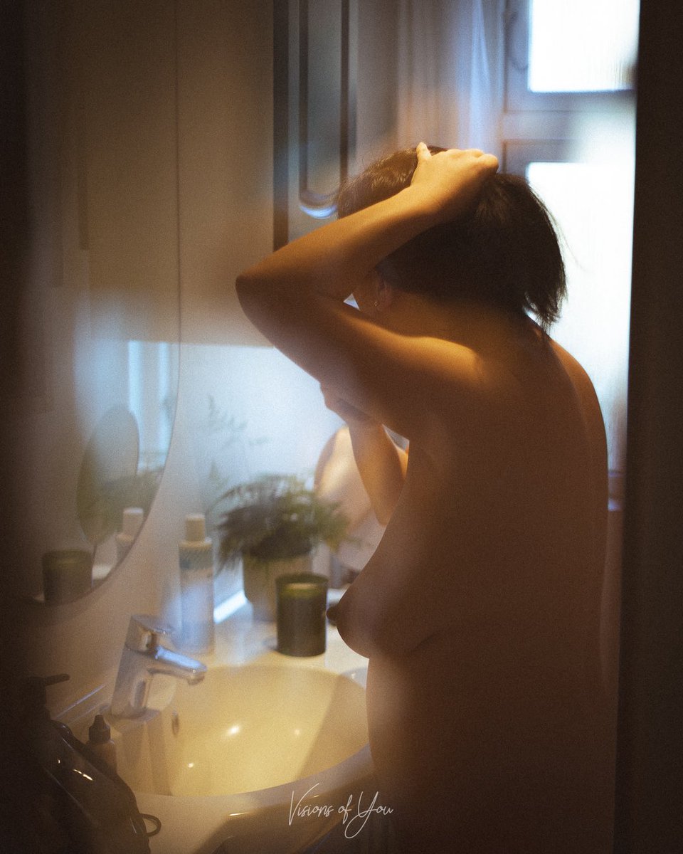 🖤 Morning blurriness

Thank you for a wonderful morning session, Ida ❤️🫶

- - - 
If you can see yourself in my visions, message me and let's talk it out 📸❤️