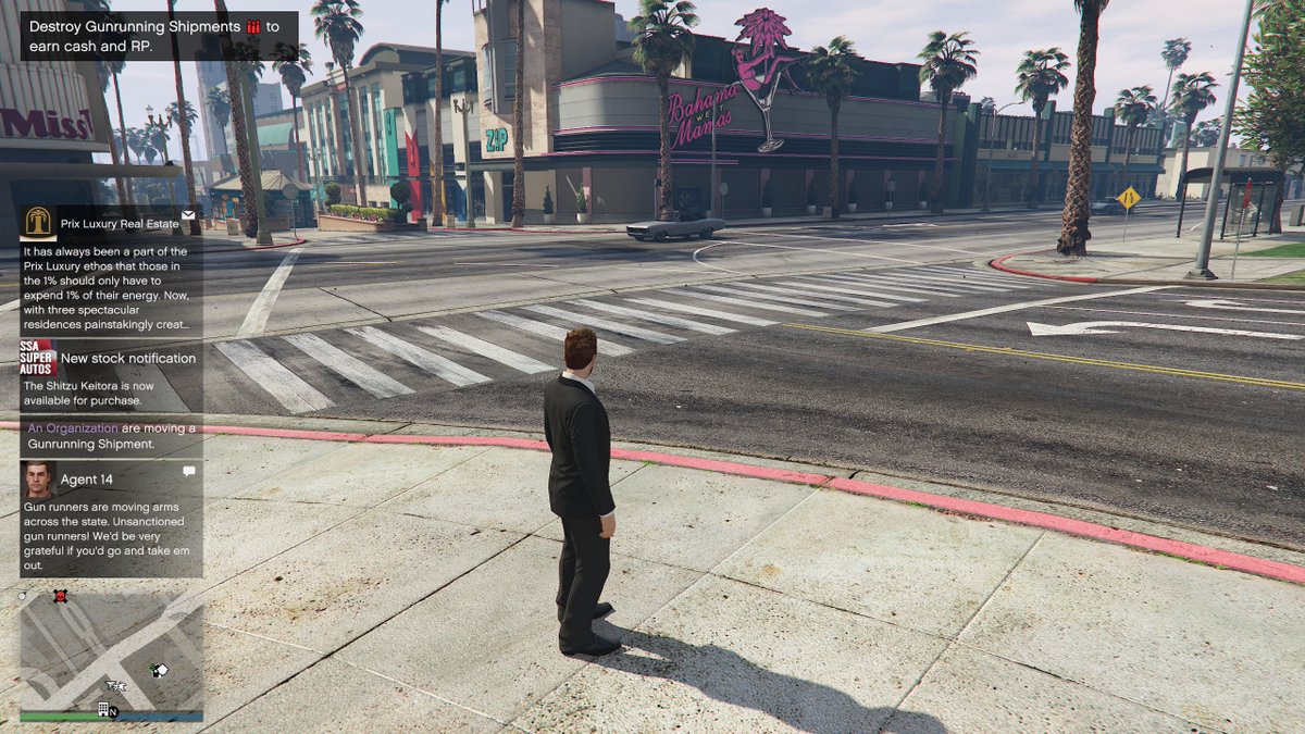 iki sene girmedik diye oyun sabahtan beri bildirim yolluyor