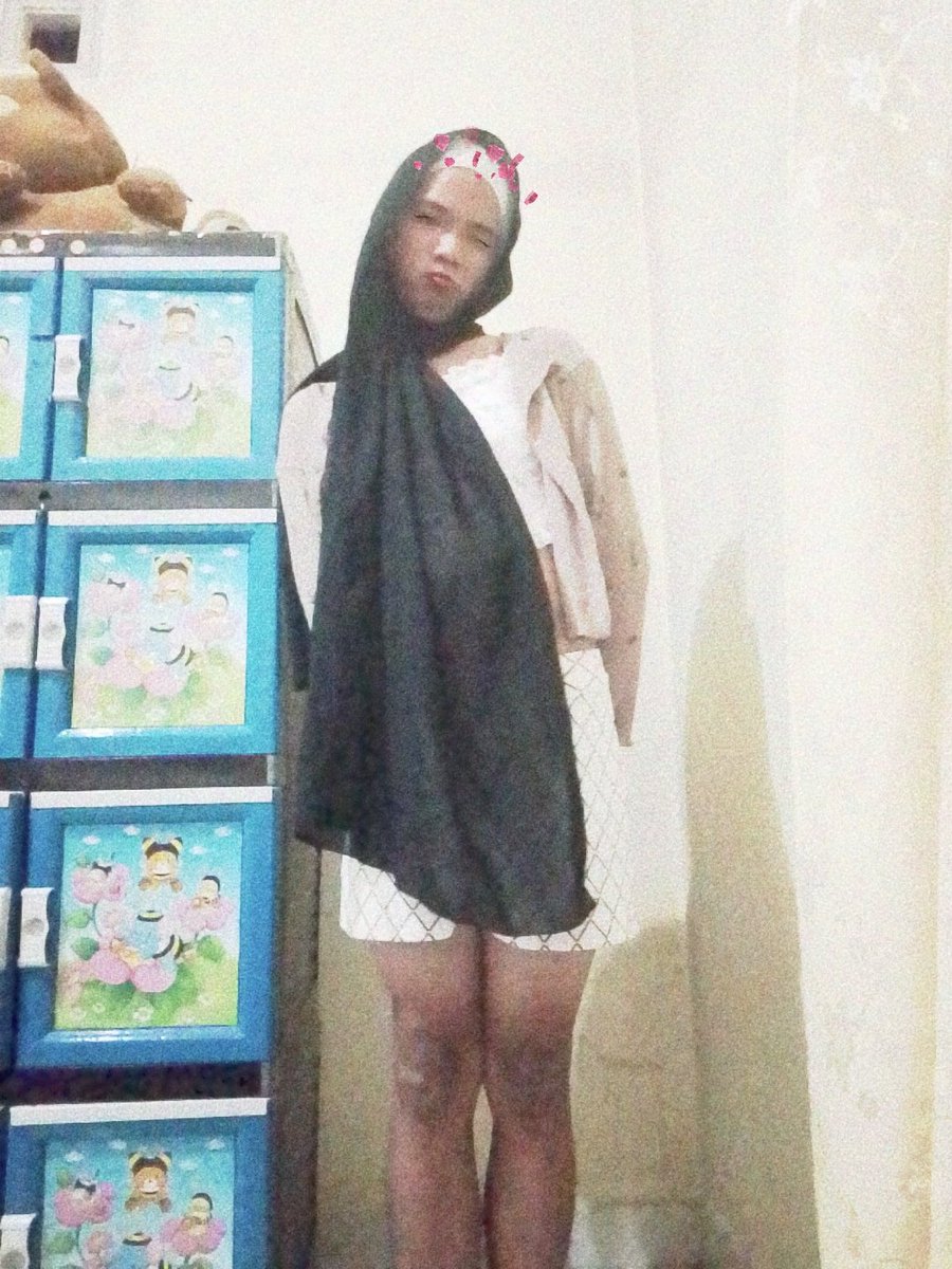 SayaCin90's tweet photo. simpan disini aja🤭

#waria #wariahijab #cder #cderhijab #cderhijaber #bangka #jilbabjahat https://t.co/7IJMTWvFKc