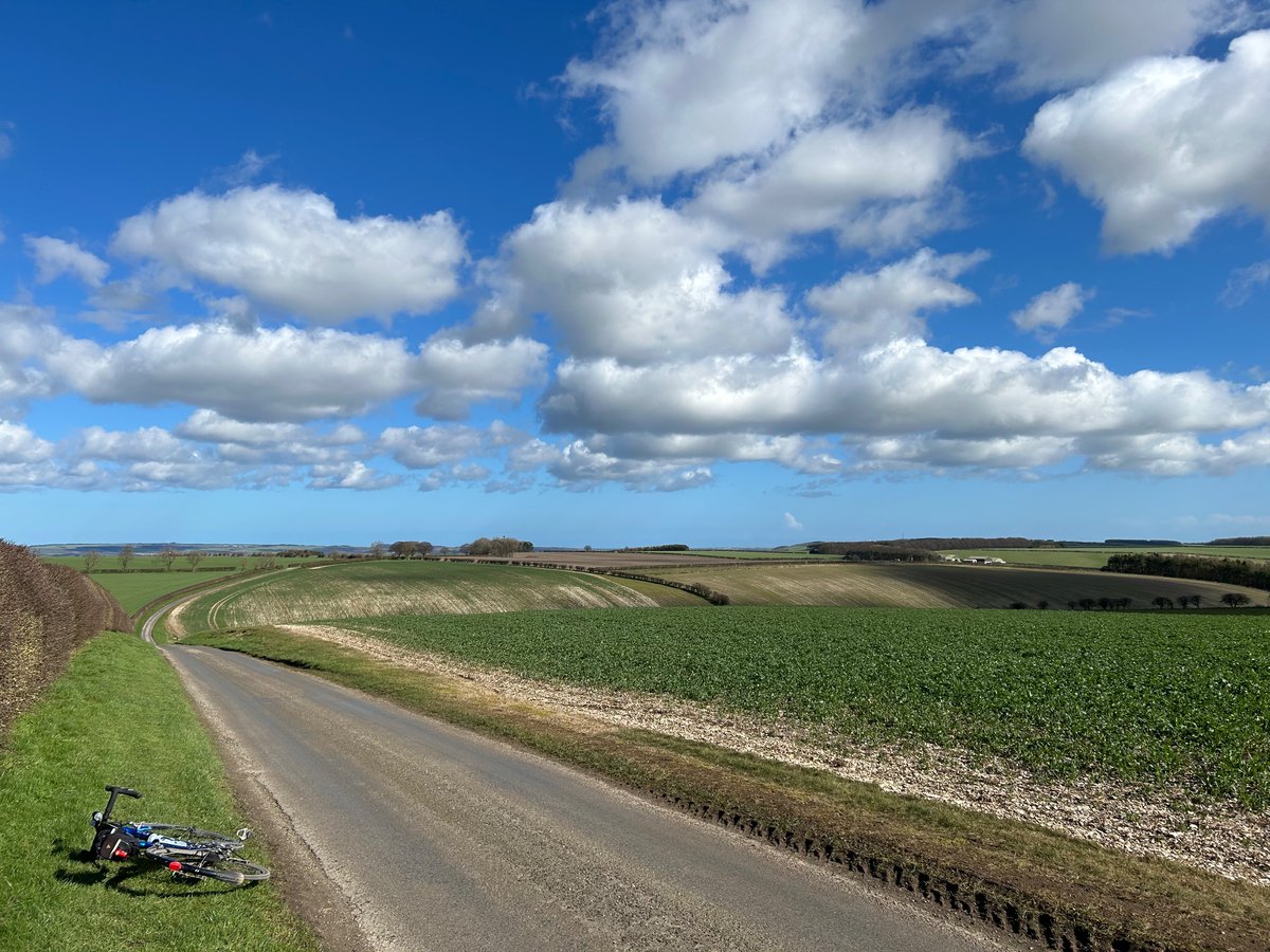 Cycling the Yorkshire Wolds tweet media