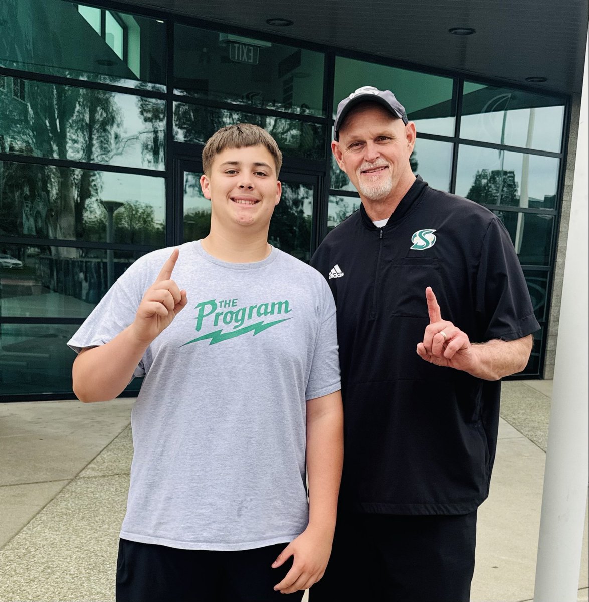 Troy Escobar tweet media