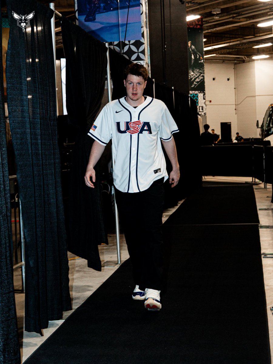 Charlotte Hornets tweet media