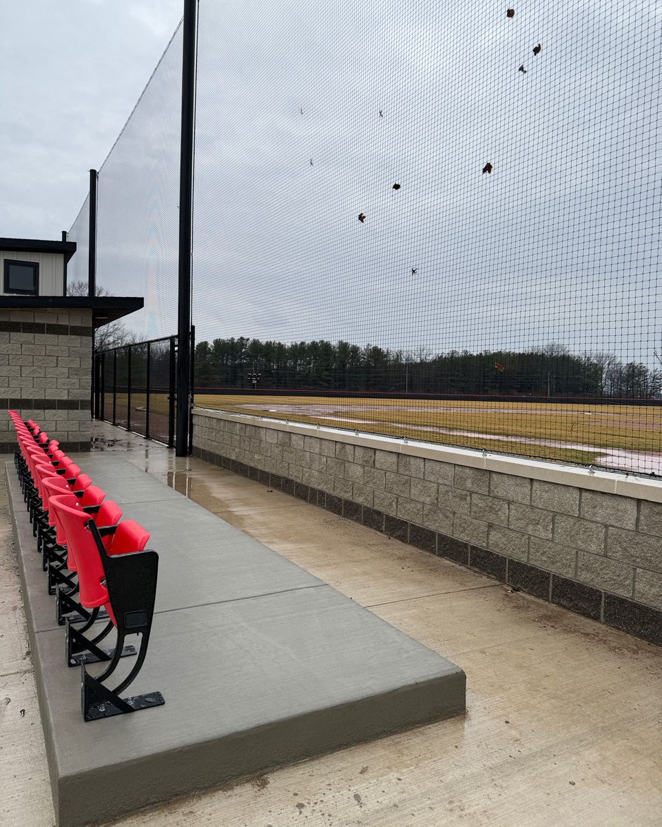 IC T-Wolves ™ tweet media