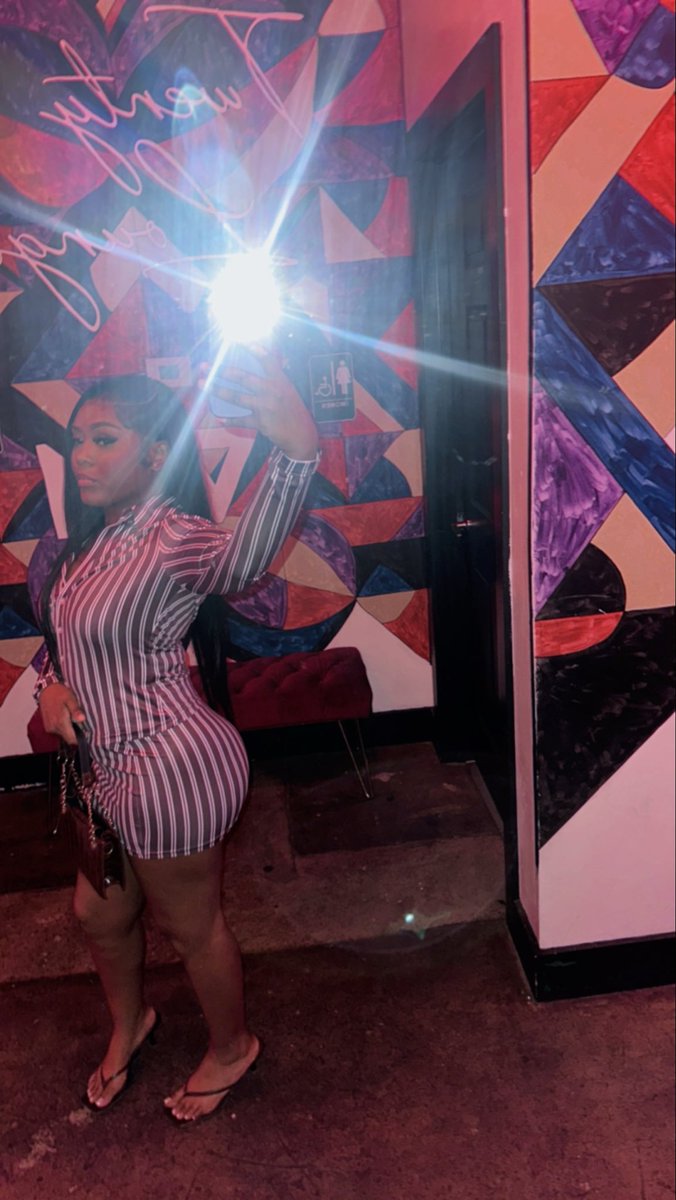 Cute, classy, &amp; petite 🤌🏼😍🤎